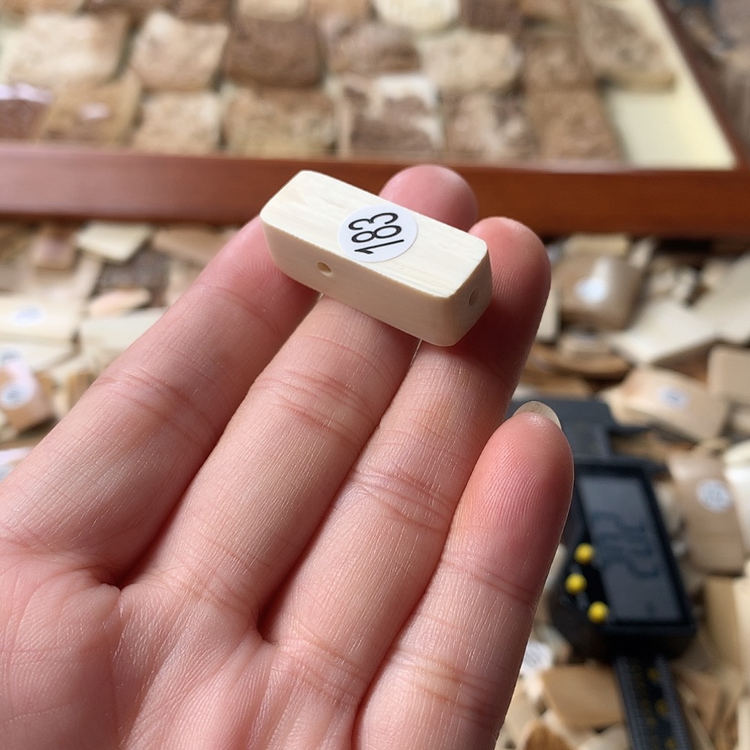 泥塑不打孔联系客服