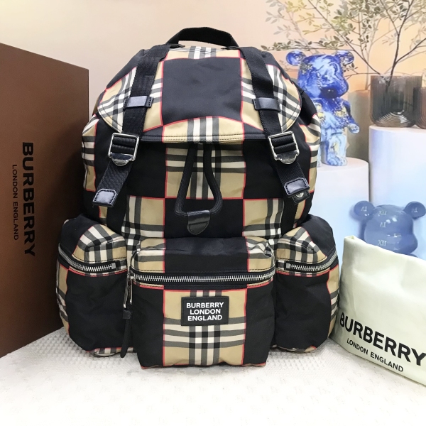 妃鱼/博柏利/95新/包包/市场价68888/250118RN0014