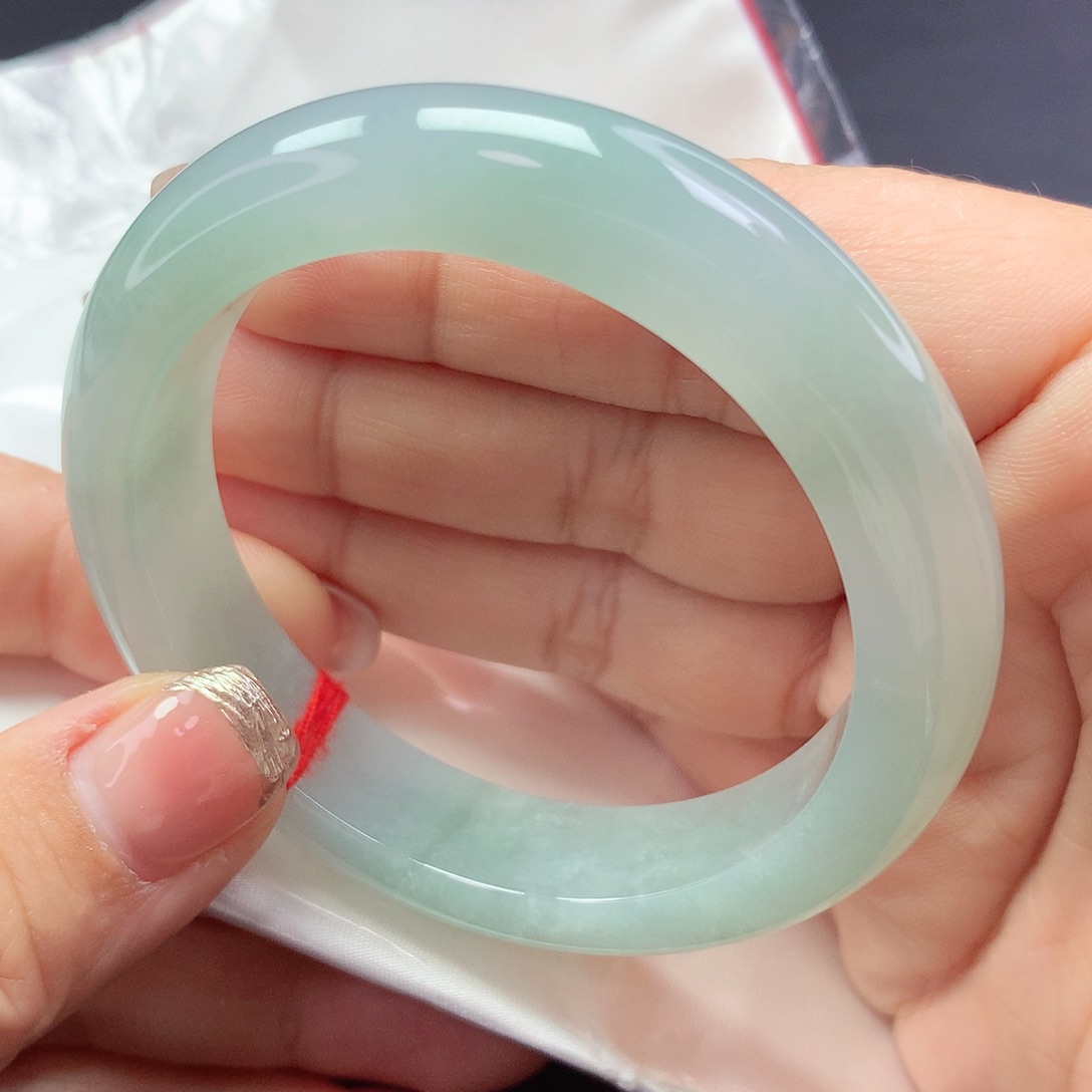 【闪购商品】翡翠手镯未镶嵌a 32300