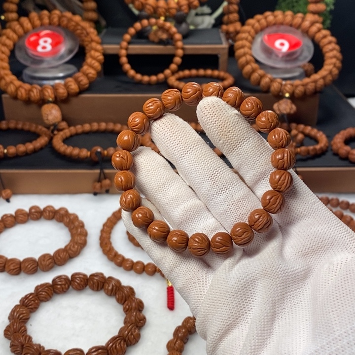 桃核吊坠陈*陈秦岭龙纹