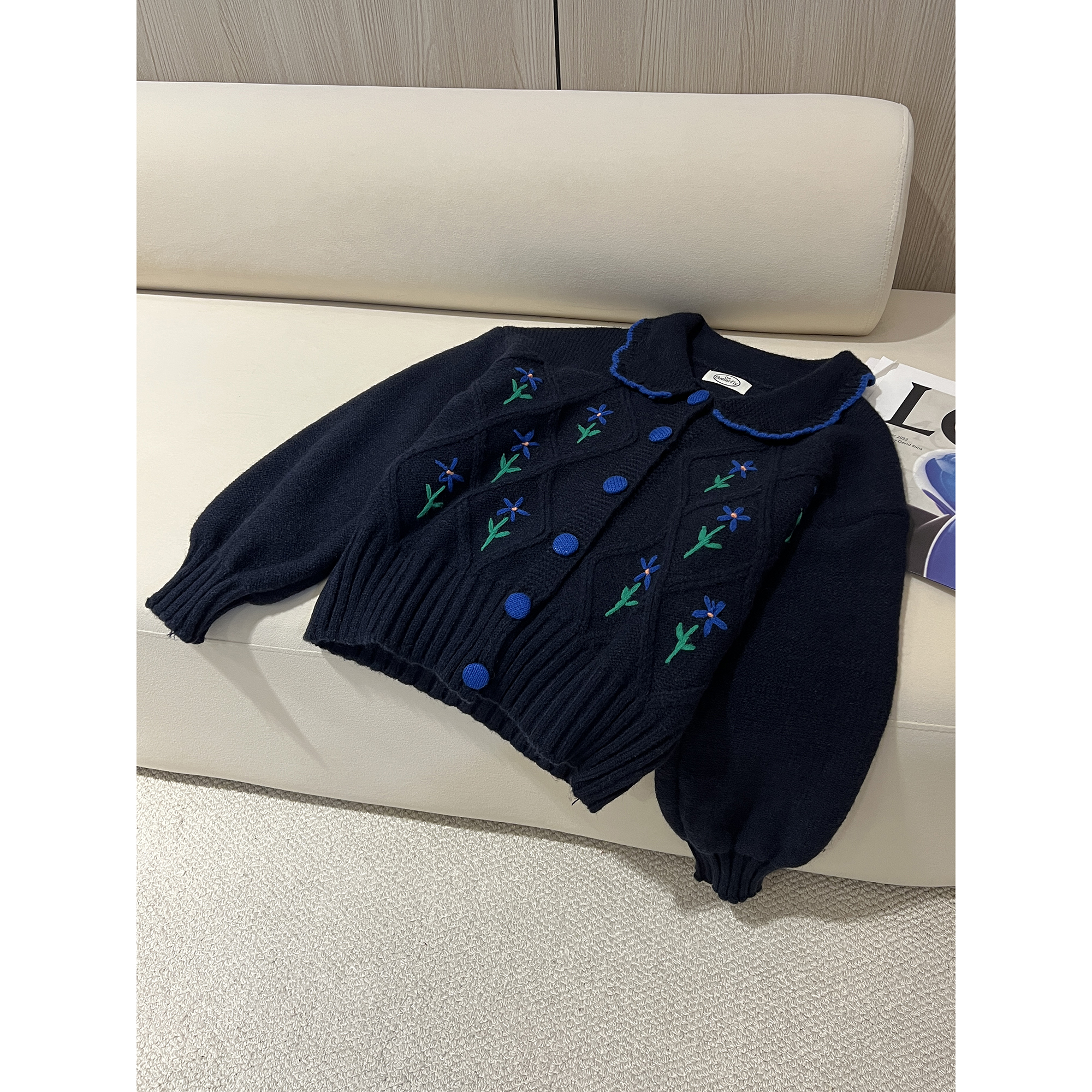 重工刺绣娃娃领藏青色毛衣1030-0