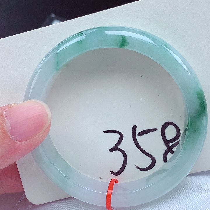 翡翠未镶嵌手镯翡翠