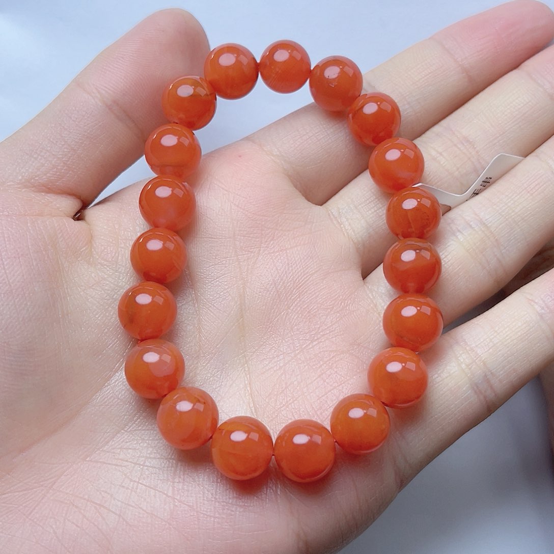 南红玛瑙手链。k k未镶嵌