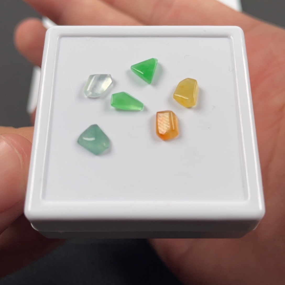 馨***翡翠未镶嵌挂件翡翠珠宝翡翠珠宝