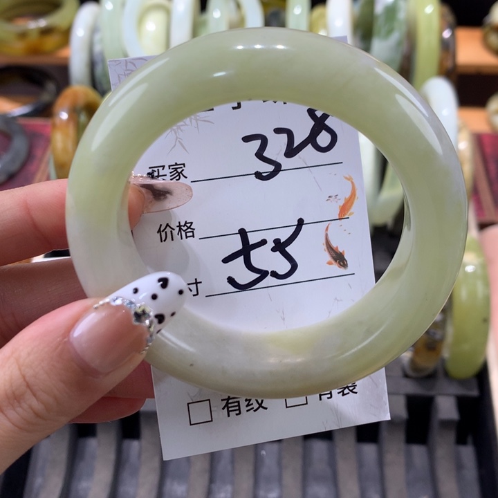 未镶嵌蛇纹石玉手镯