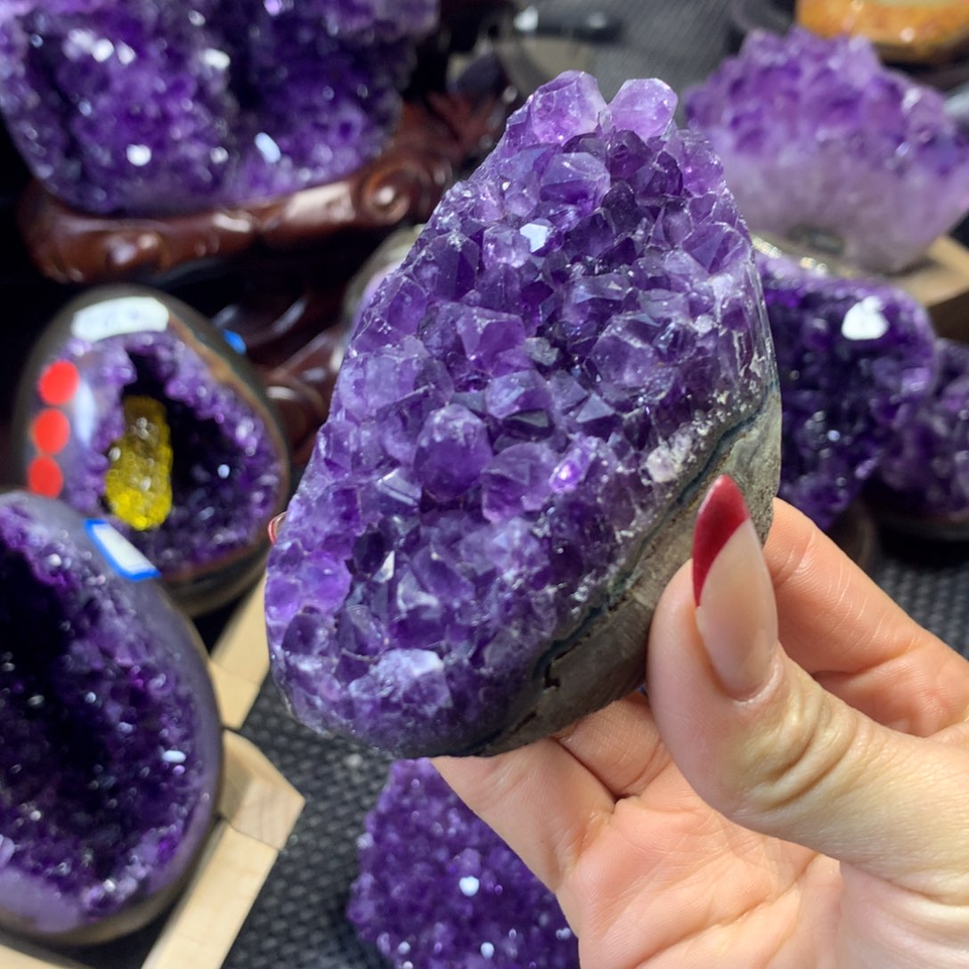 水晶摆件婷未镶嵌