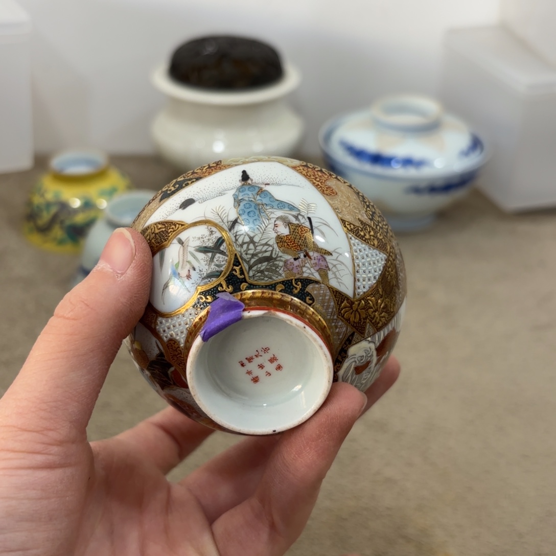 瓷片非常好看漂亮的物品 