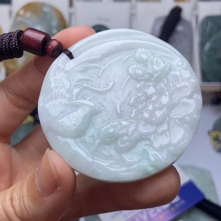 翡翠未镶嵌挂件翡翠