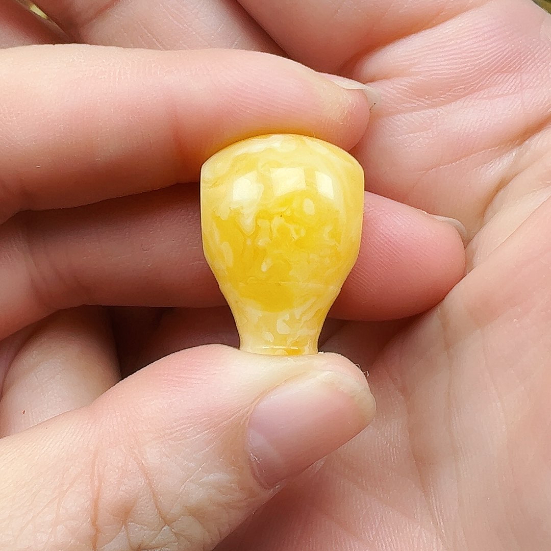 蜜蜡未镶嵌珠宝奇石韭*蜜蜡三通15.8m m