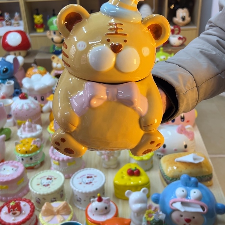 摆件陶瓷等行业的产品出口到世界