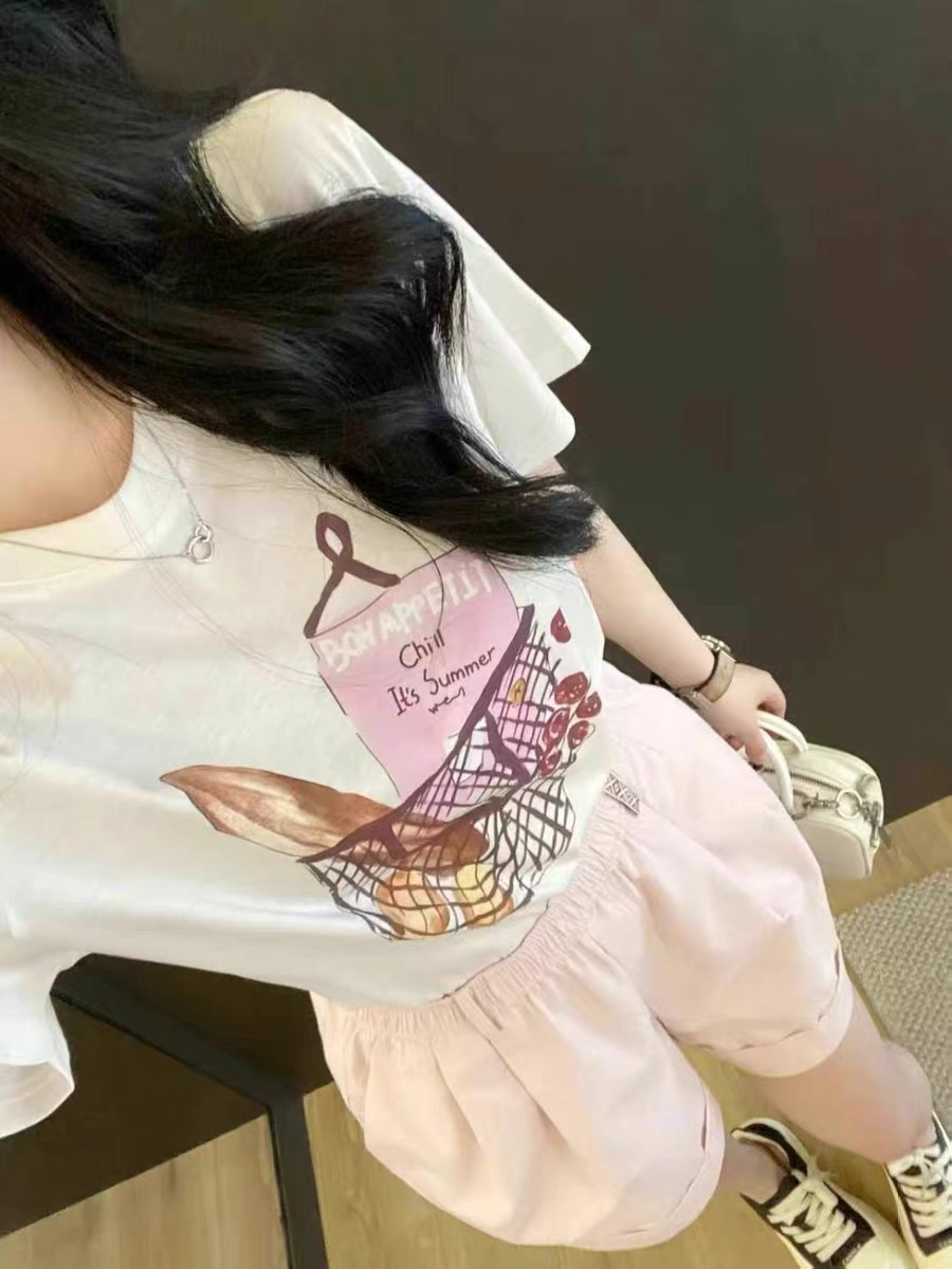 KW【夏日芭菲】深圳南油欧货设计师款女装时尚休闲减龄百搭上衣T恤