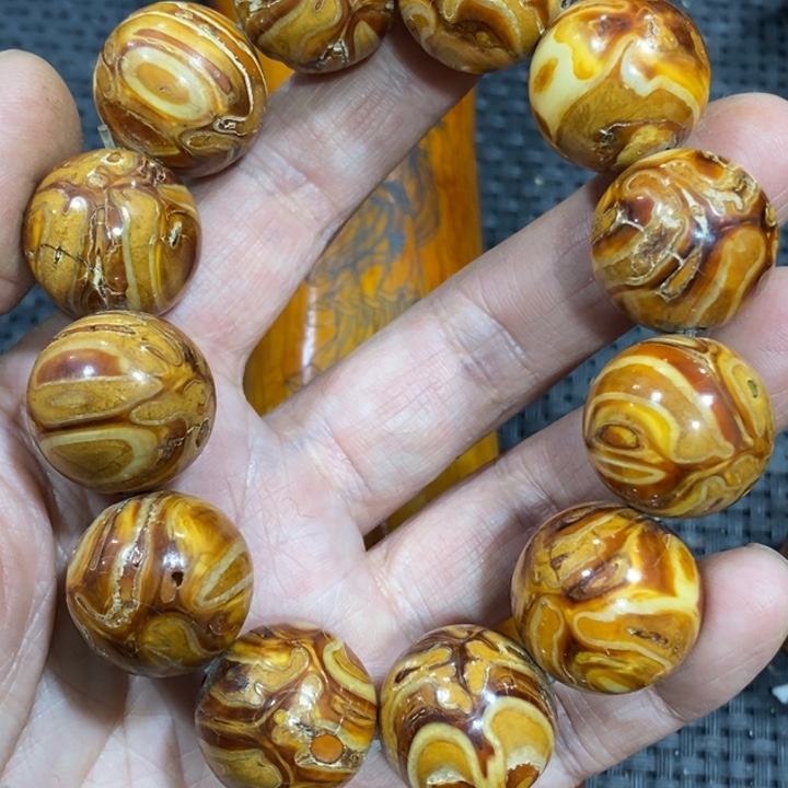 滴血莲花菩提手串