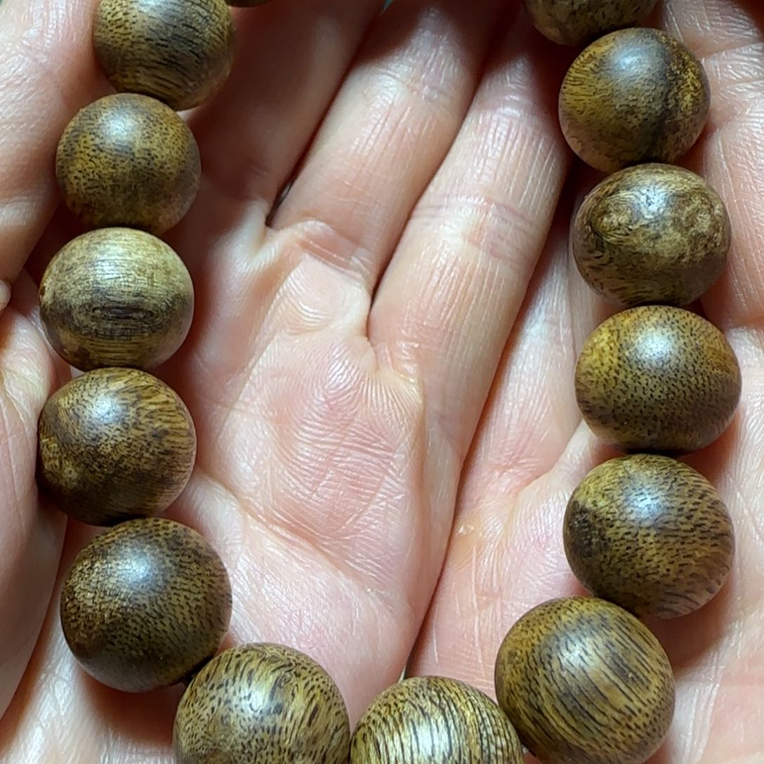 沉香手串绿奇腩沉香圆珠单圈14克+