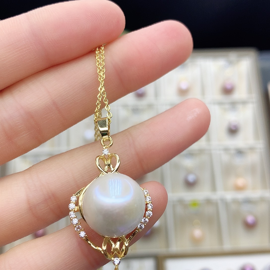 淡水珍珠颈饰合金