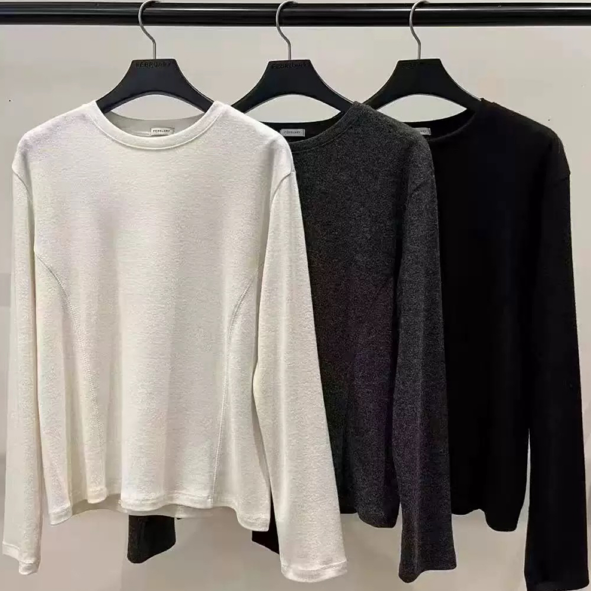 韩国东大门february圆领显瘦磨毛小蛮腰长袖T恤