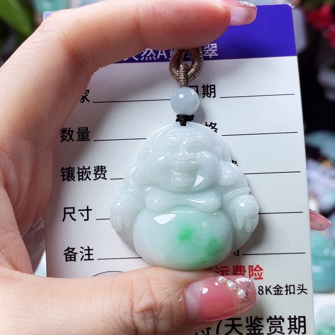 翡翠未镶嵌颈饰佛公06