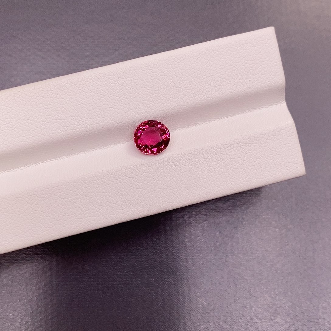 未镶嵌裸石碧玺1.54克拉