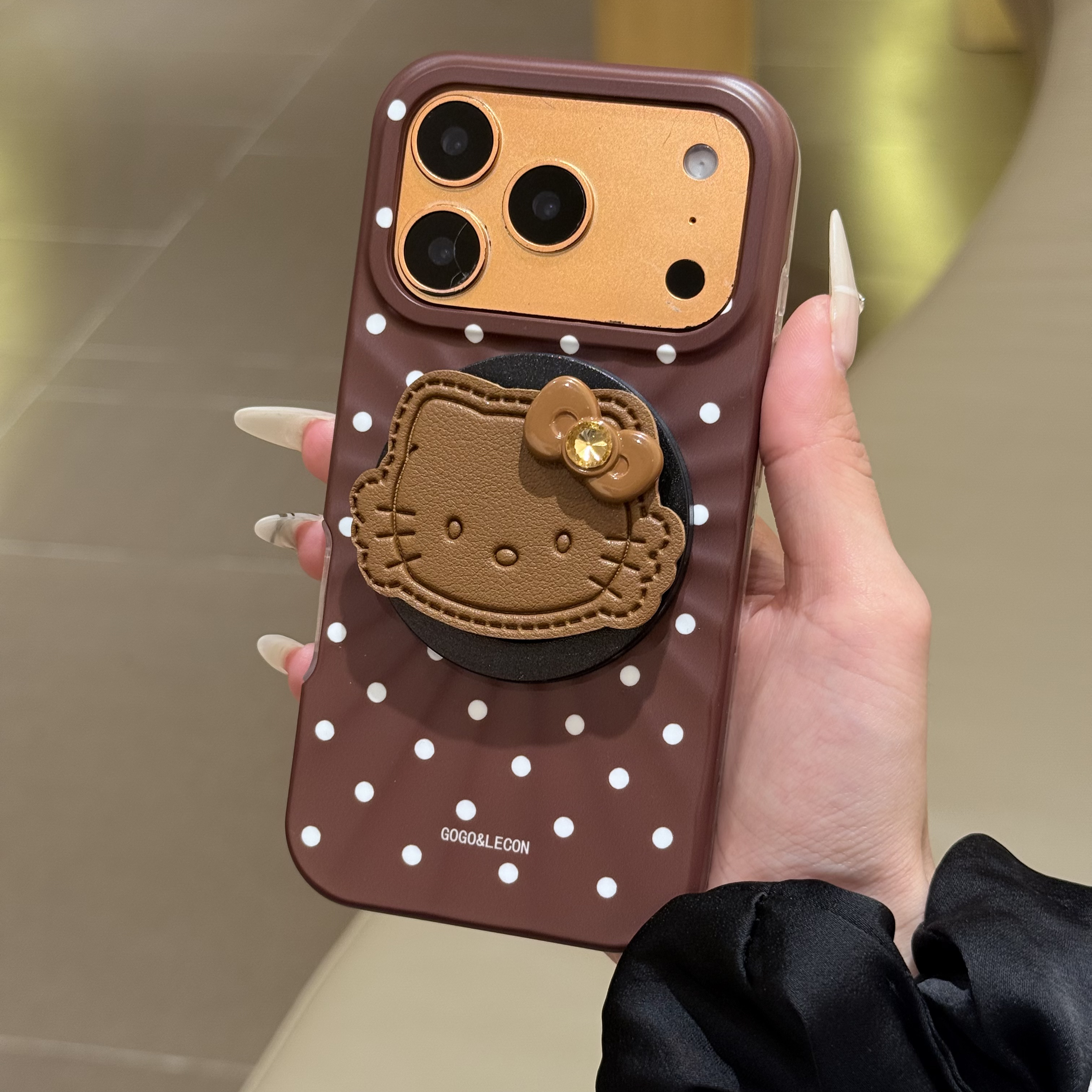 喵六家韩系棕色波点 kitty 菲林二合一手机壳适用于苹果手机 17