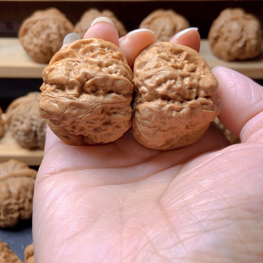 文玩核桃吊坠车**型蛤蟆头