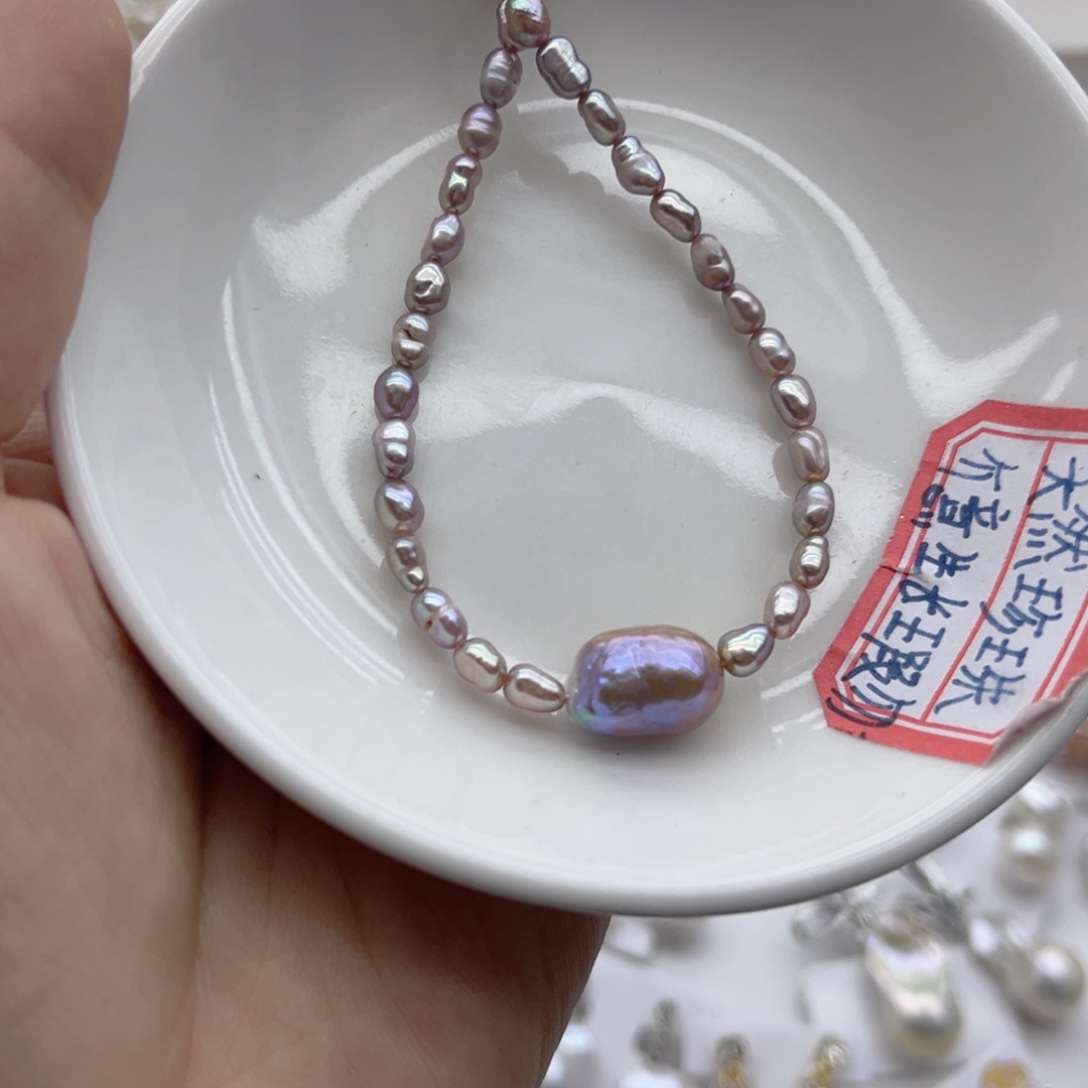 颈饰淡水珍珠未镶嵌