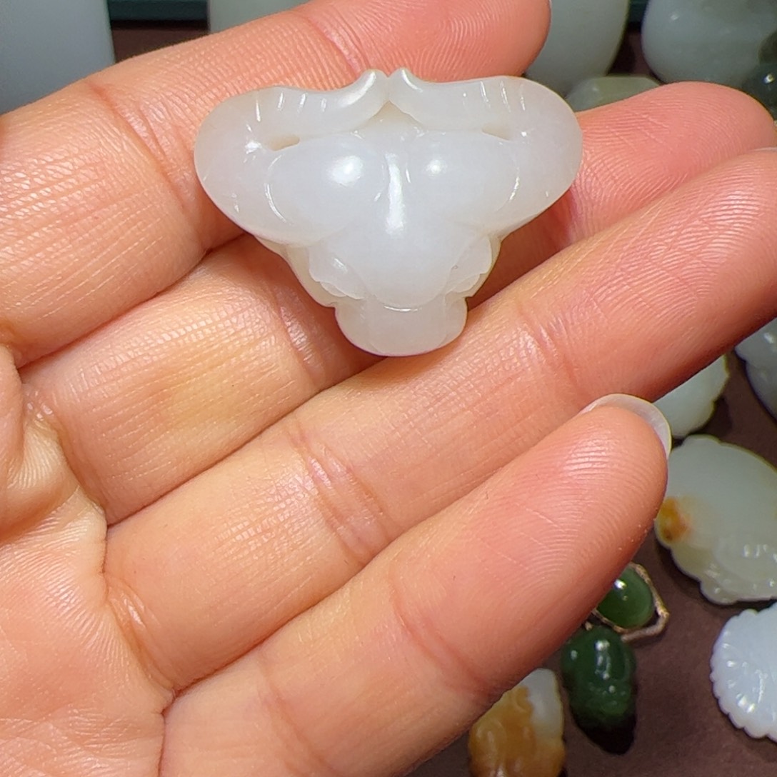 和田玉吊坠(不含链)未镶嵌海*