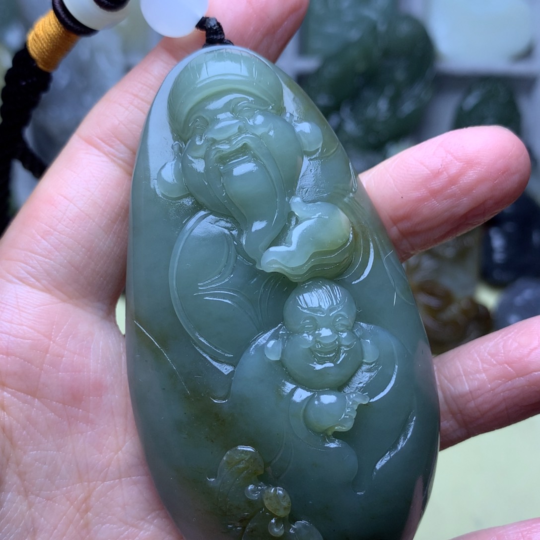 和田玉未镶嵌颈饰