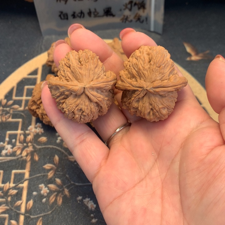 把件文玩核桃白狮子