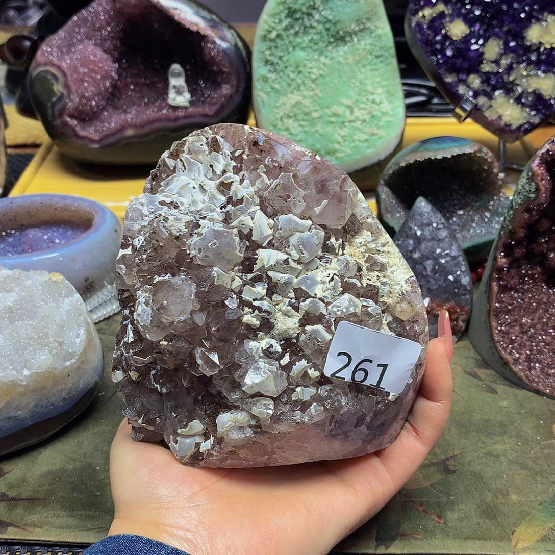 紫晶大型摆件（非配饰）未镶嵌