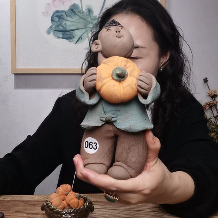 粗砂羲娲娃系列作品抱瓜男娃