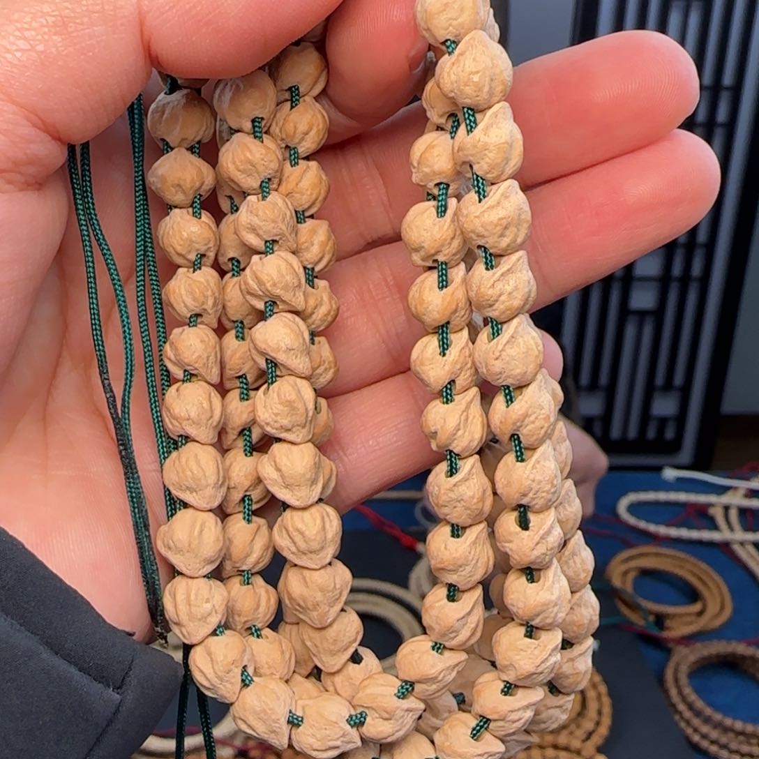 柏香籽/百香籽吊坠