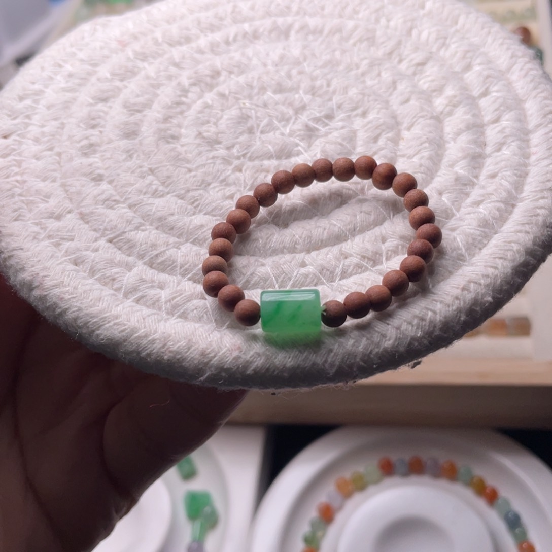 未镶嵌手链翡翠卡6.5卡9绿桶