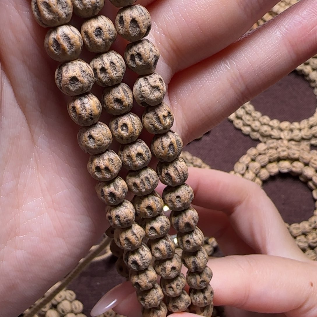 柏香籽/百香籽吊坠小***生