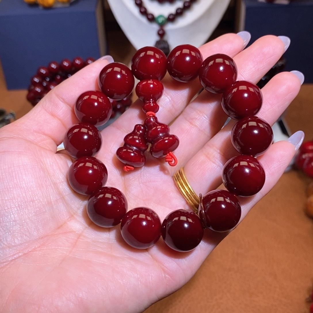 贝壳杉雨****家血龙木1.5天花板冰料