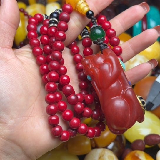 琥珀手串未镶嵌蜜蜡