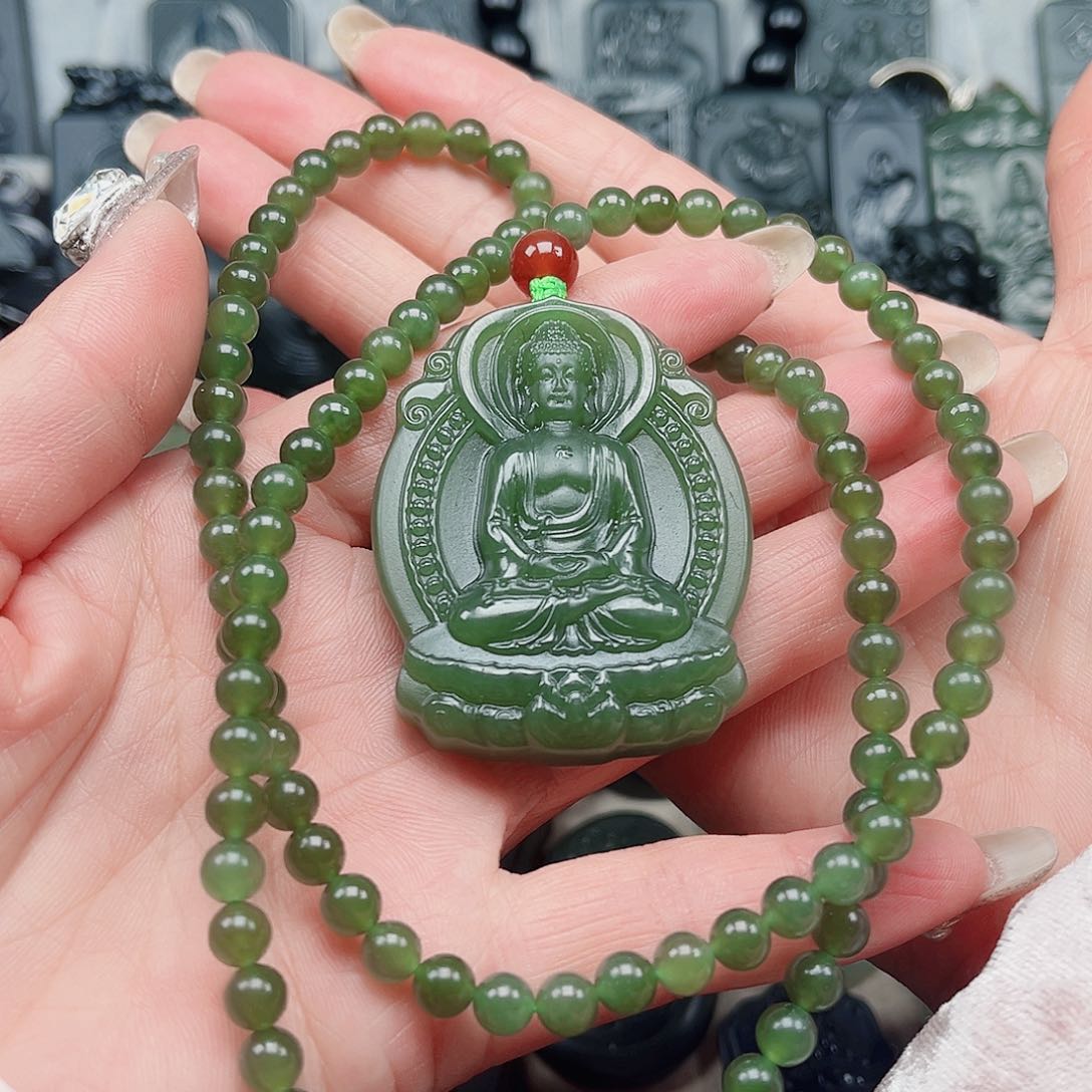 和田玉颈饰未镶嵌