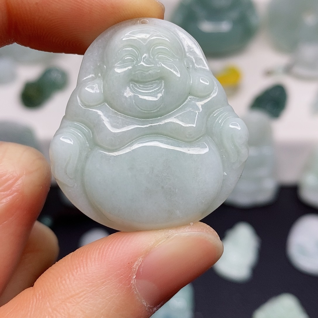 翡翠颈饰未镶嵌吊坠