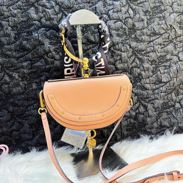 95新 Chloe/蔻依 CHLOE半月牙圆环斜挎包手提包