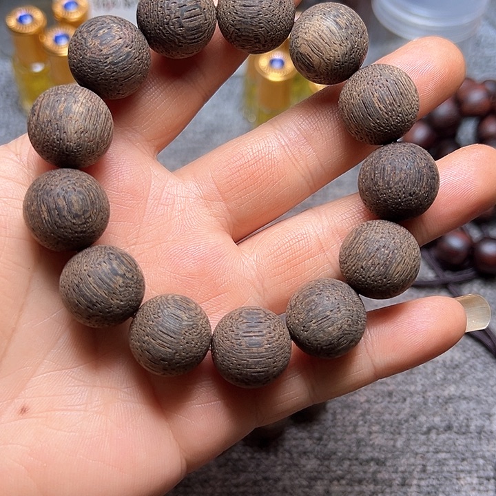 藤类降真香1.8圆柱绿油碳化料精挑全品