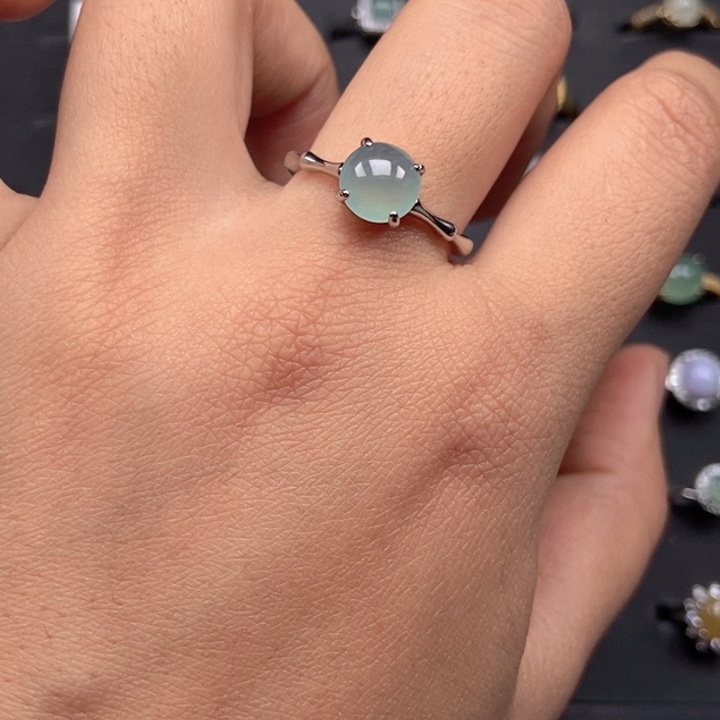 翡翠未镶嵌戒指戒指