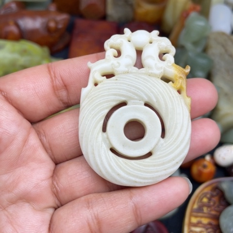 和田玉未镶嵌颈饰19