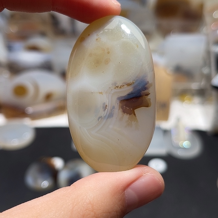 玛瑙/玉髓颈饰未镶嵌