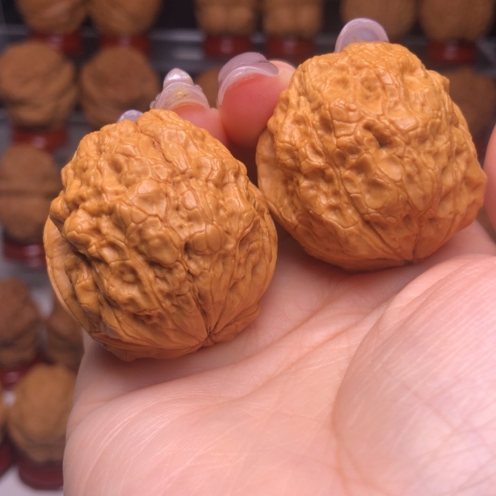 文玩核桃吊坠3龙鳞舍利疙瘩包