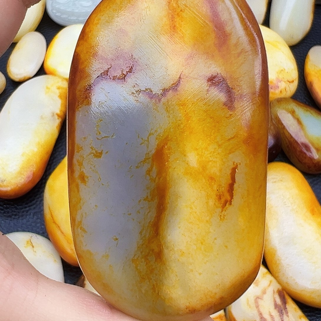 和田玉挂件未镶嵌