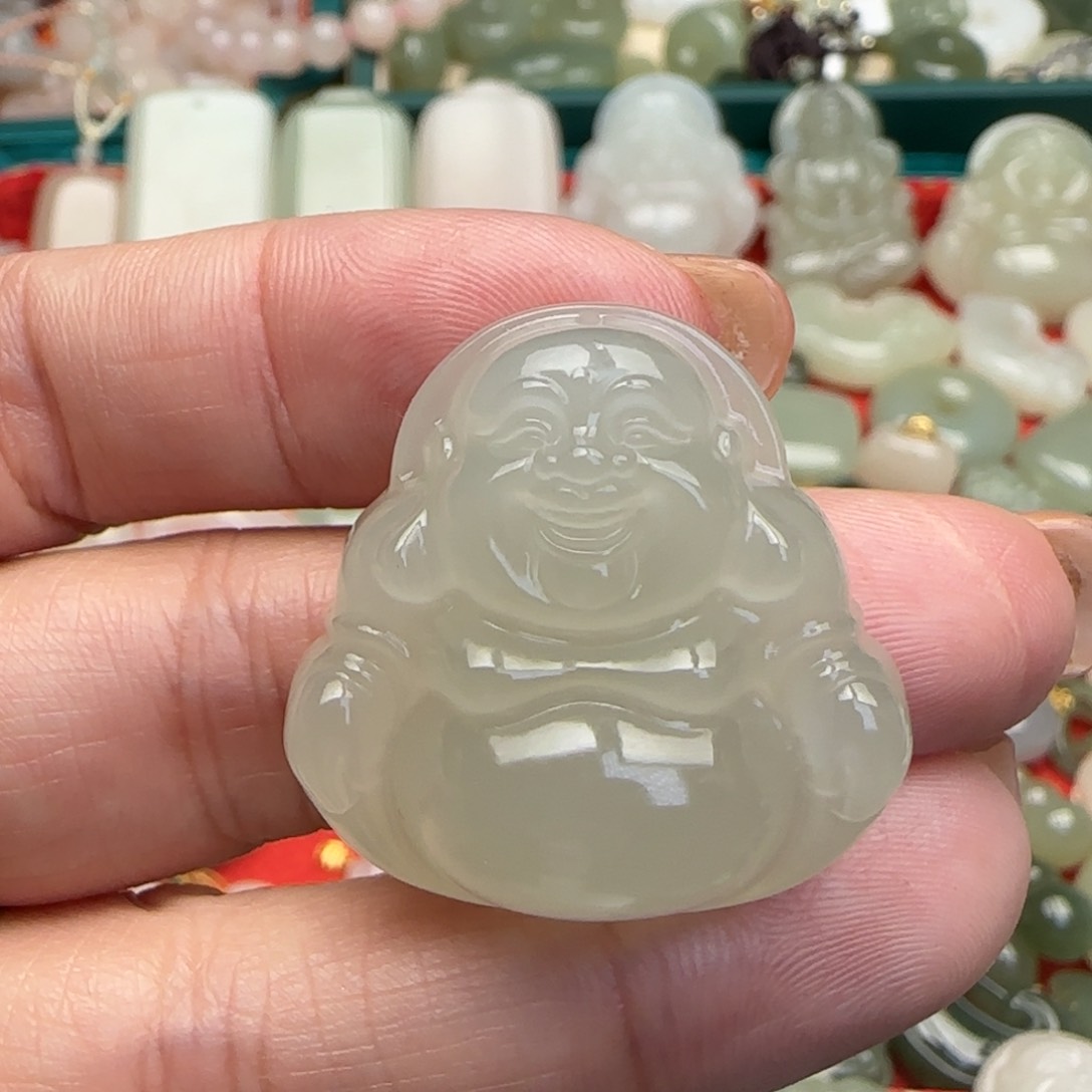 和田玉颈饰未镶嵌