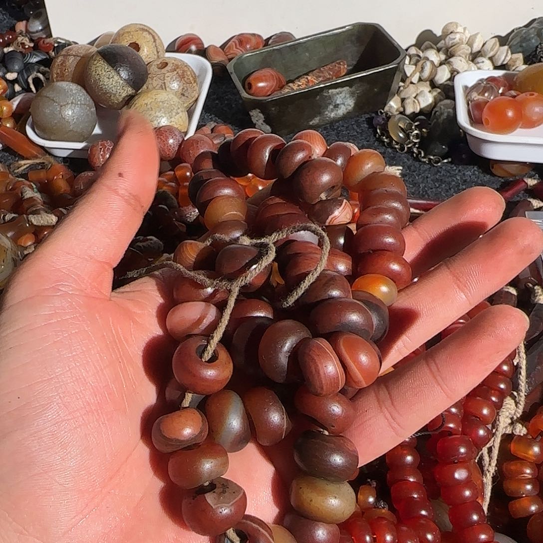 林***致玛瑙/玉髓未镶嵌颈饰