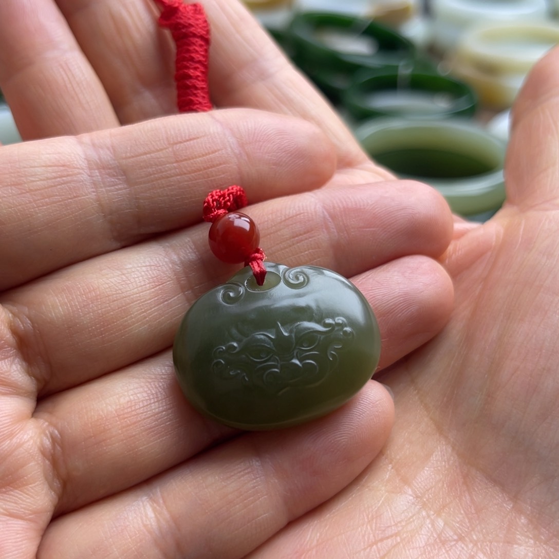 和田玉吊坠(不含链)未镶嵌邱*