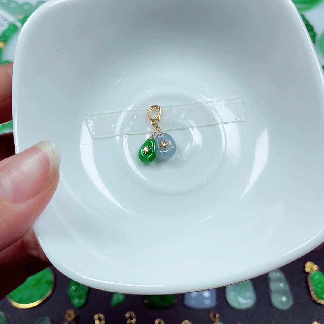 翡翠18K金镶嵌手链天然缅甸翡翠A货卡