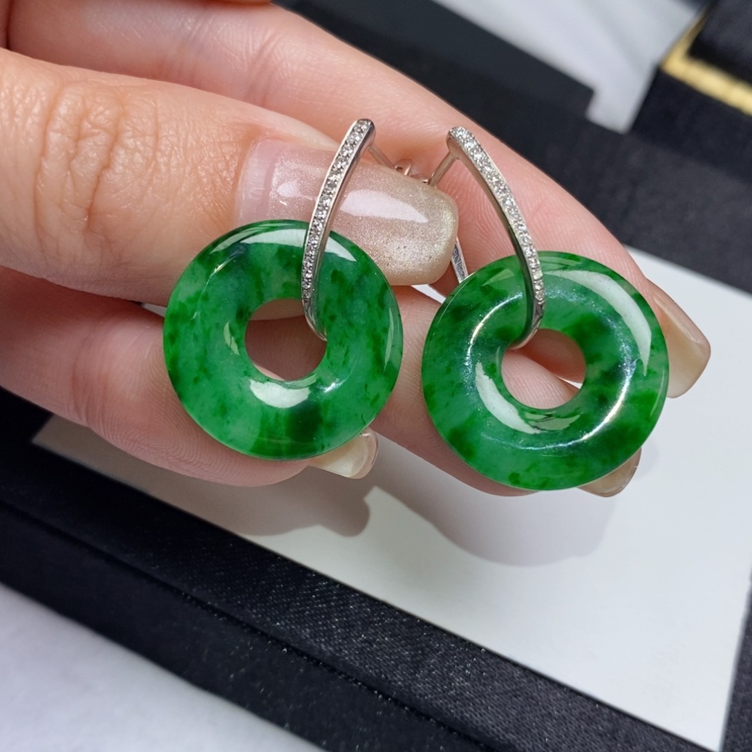 翡翠18K金镶嵌耳饰甜甜圈