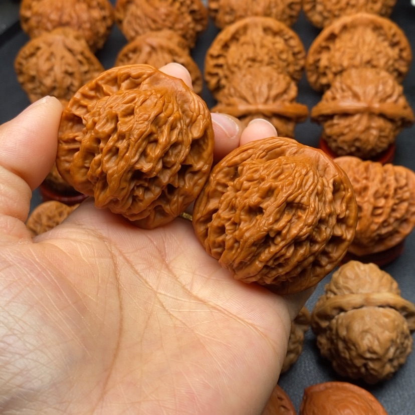 【闪购商品】文玩核桃把件44虎头