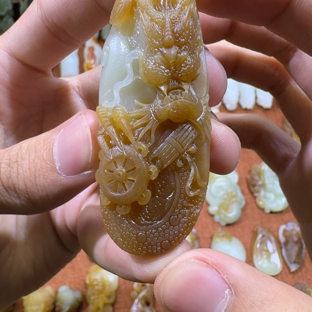 和田玉颈饰未镶嵌